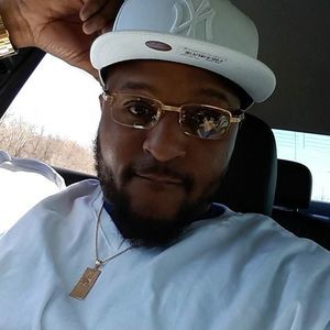 Meet your Posher, Travis